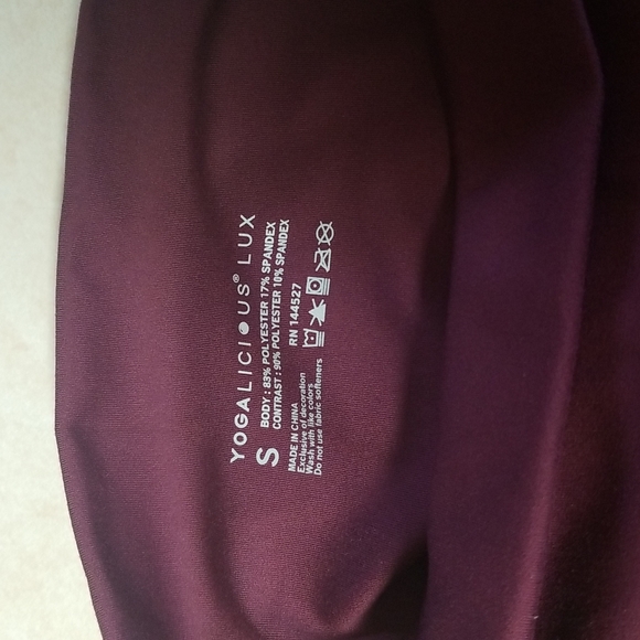 NWT Yogalicious Lux Mauvewood Burgundy Leggings Size Small - Picture 10 of 12